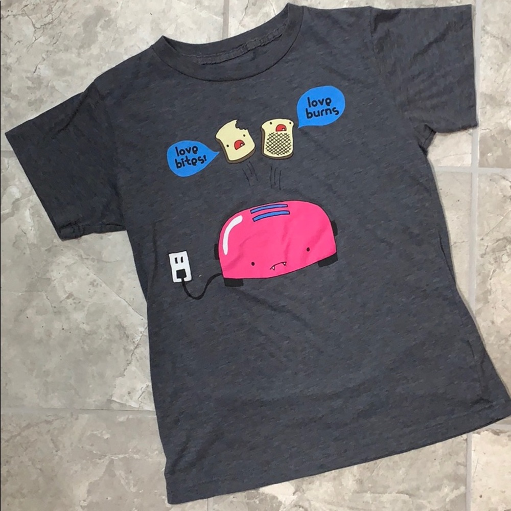 Cute graphic t-shirt